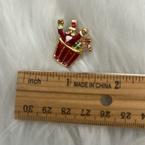 🎄Holiday Brooch - Vintage 90’s - Christmas Brooch Pin - Picture 4 of 8